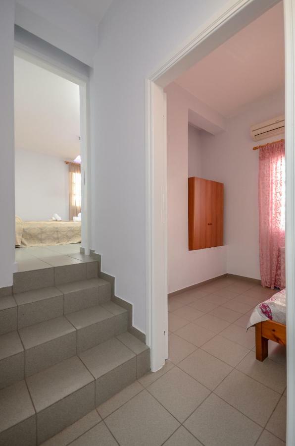 Naxos House Apartment Naxos City Екстериор снимка